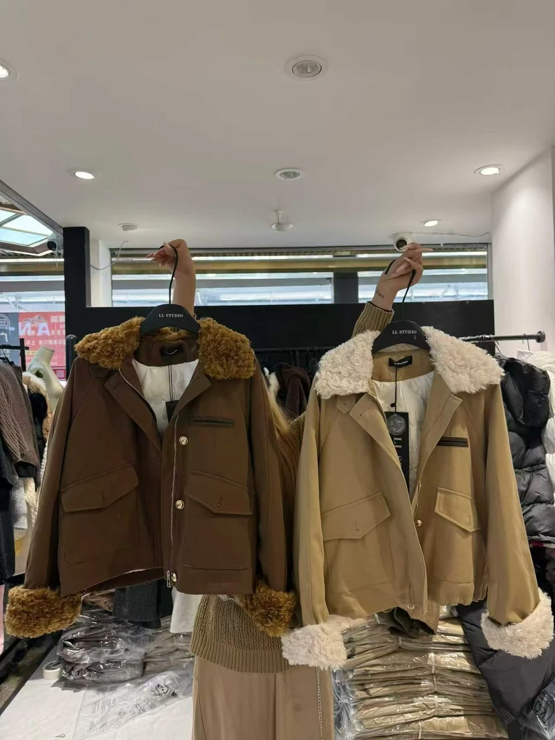 赵露思同款羊羔毛拼接加厚短外套2025秋冬新款巨好看百搭保暖上衣