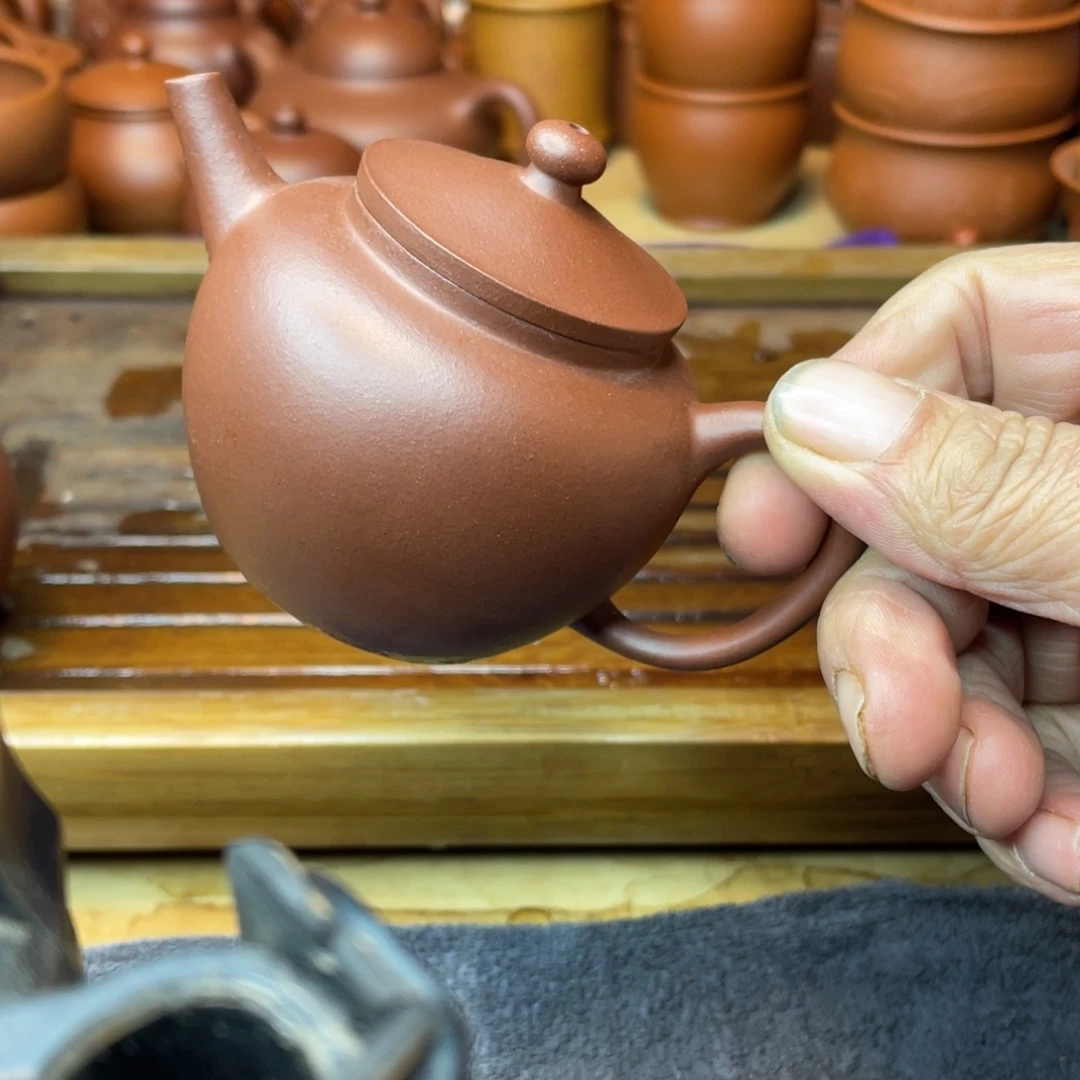 茶壶紫砂紫泥巨轮150cc精工改章