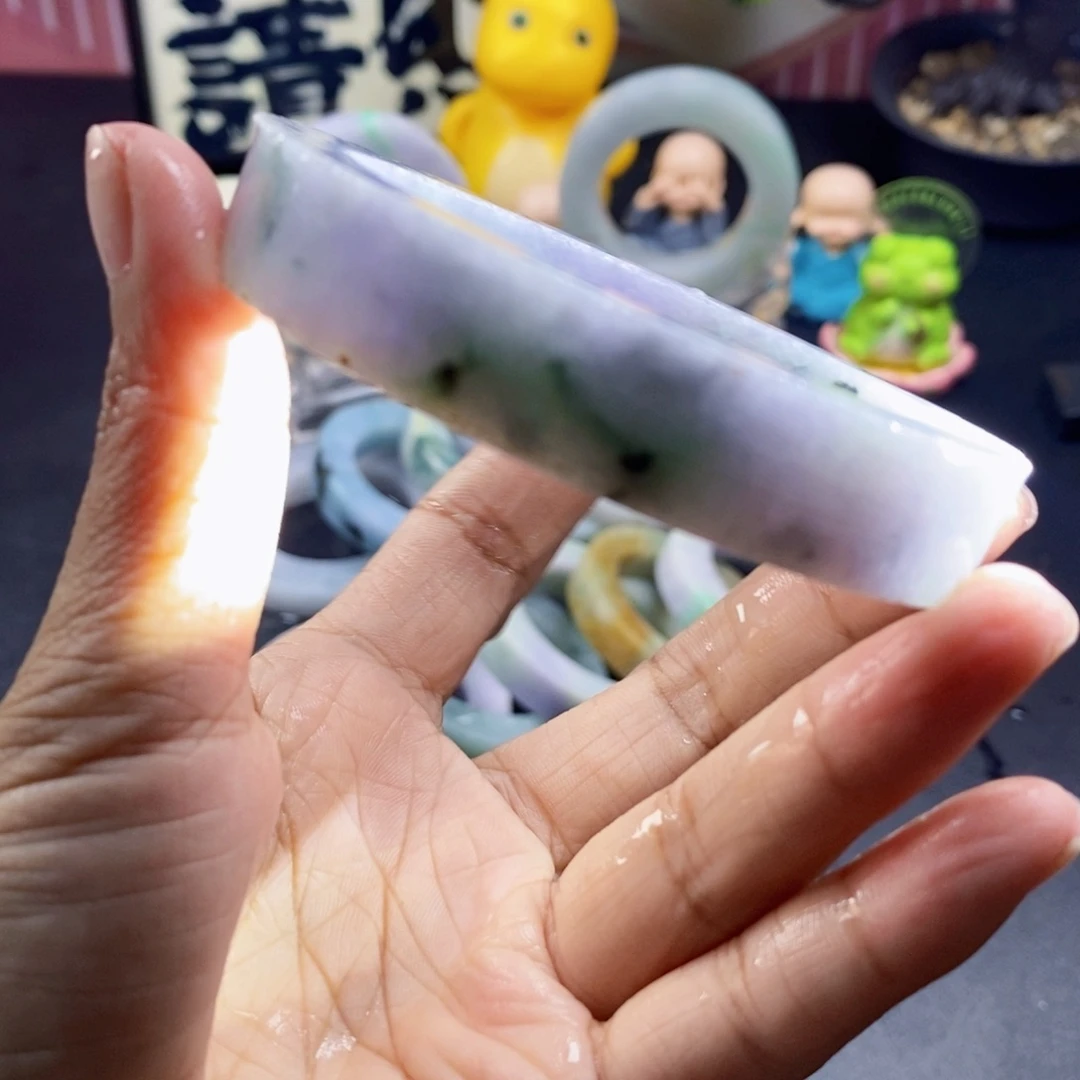 定制翡翠未镶嵌翡翠手镯
