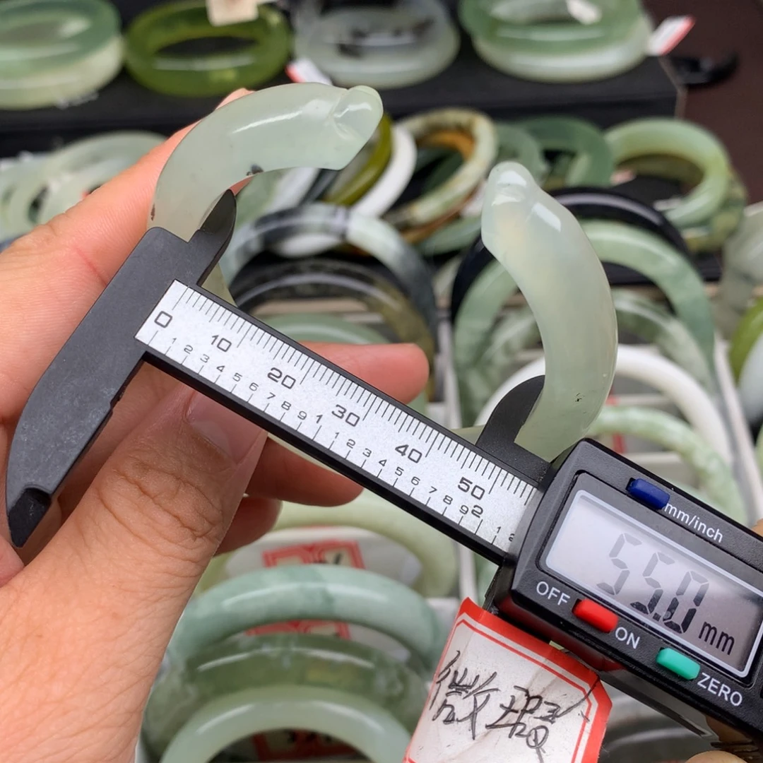 未镶嵌蛇纹石玉手镯537