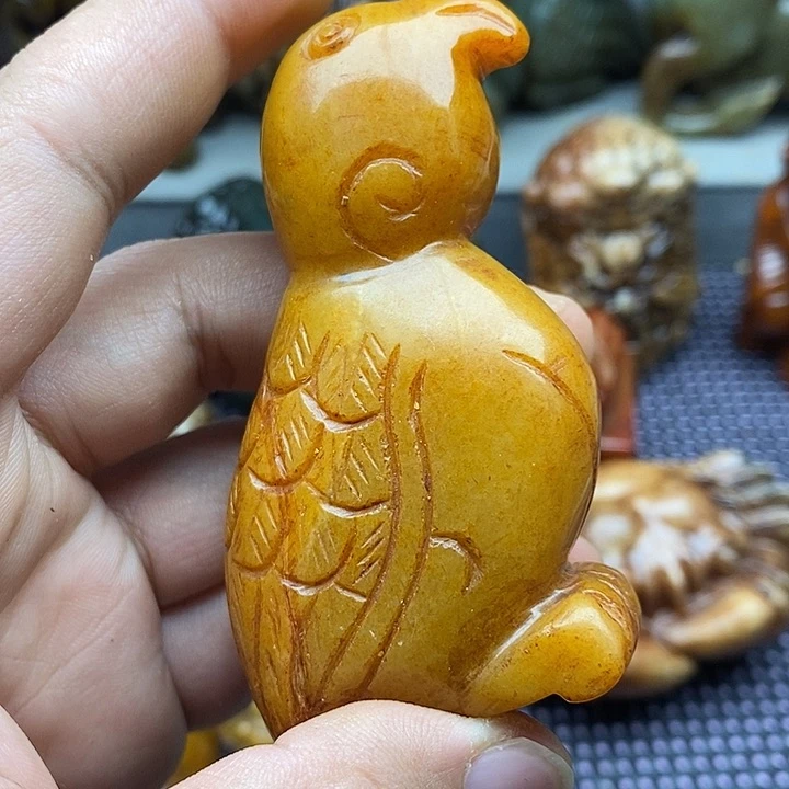 未镶嵌蛇纹石玉颈饰