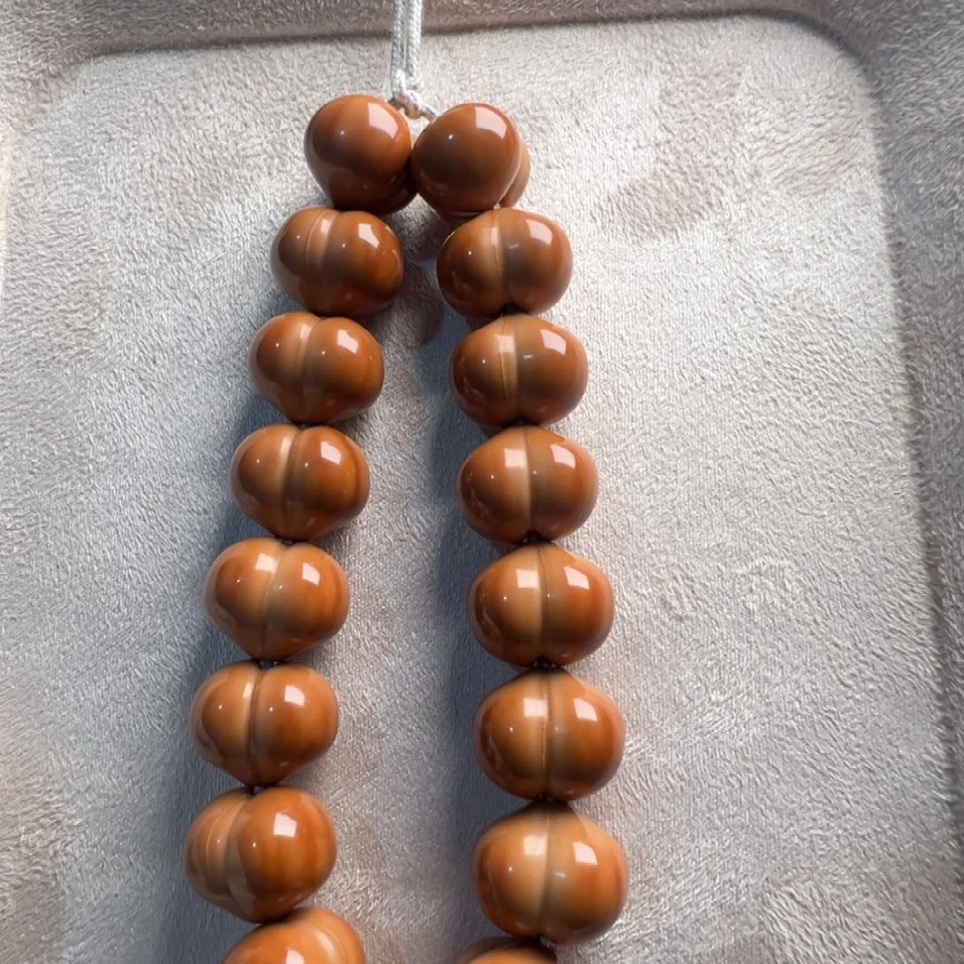 ****鲤手串猴头核桃猴头