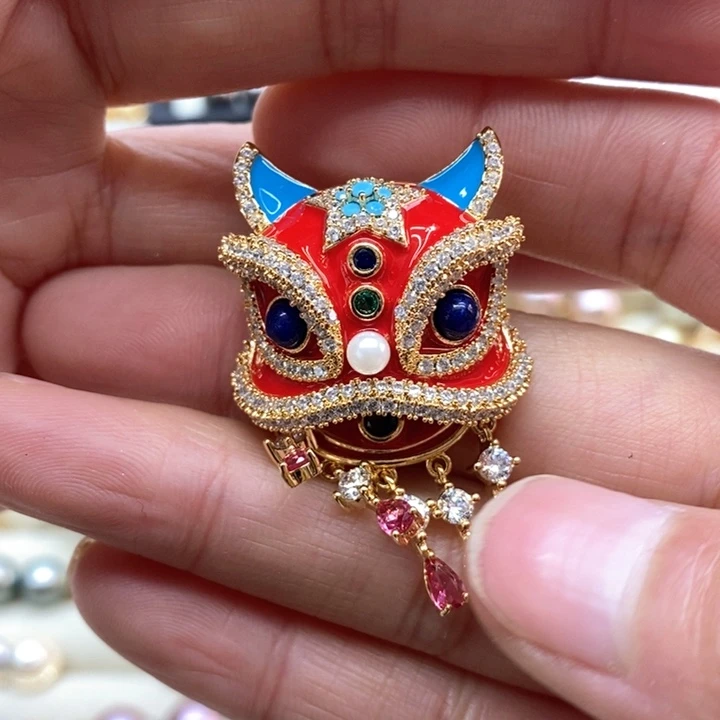 海水珍珠胸饰合金