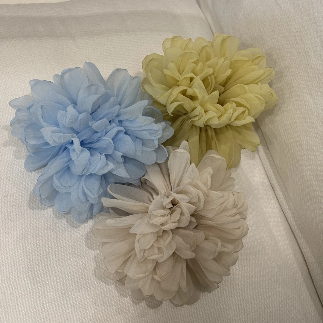 【塔鹿蕾】25年新款百搭超仙氛围感大花朵发圈H-6391