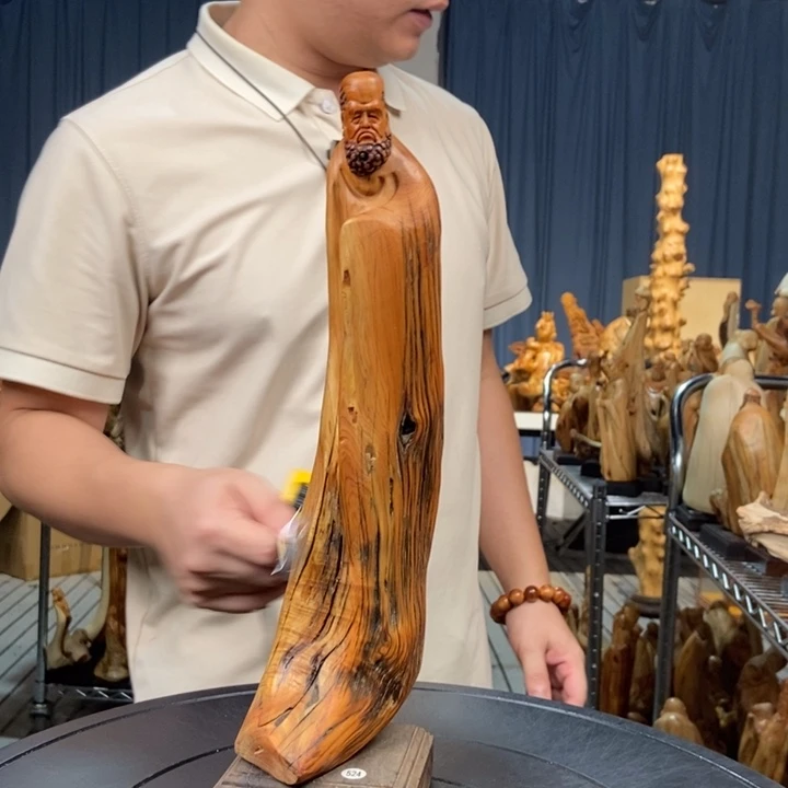 柏木（崖柏）随型摆件