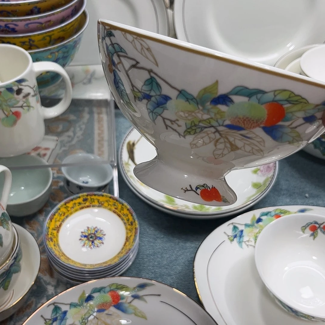 瓷片荔枝六寸面碗两个