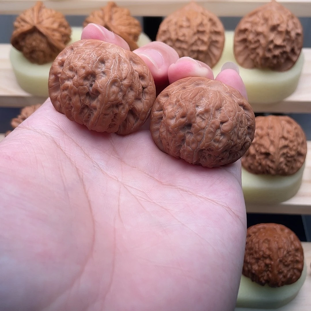 吊坠文玩核桃血麒麟40➕