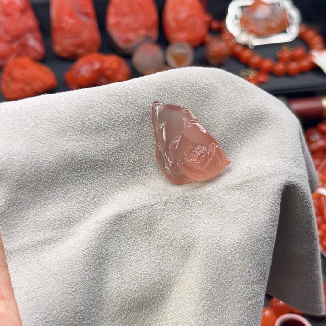 南红玛瑙未镶嵌手链