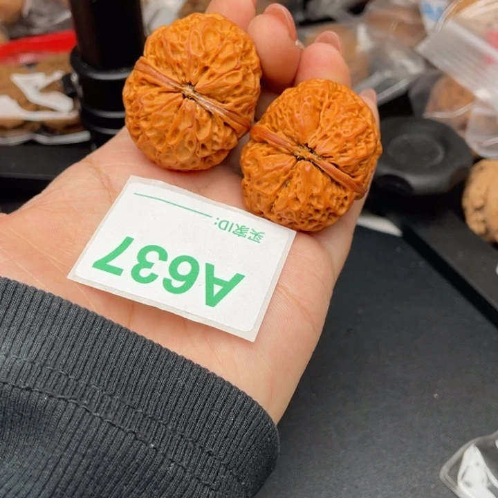 吊坠文玩核桃核桃