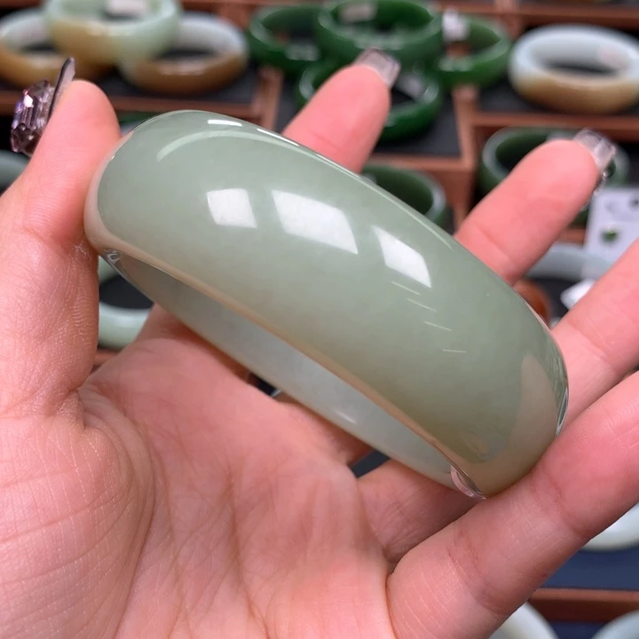 和田玉手镯5556圈口未镶嵌