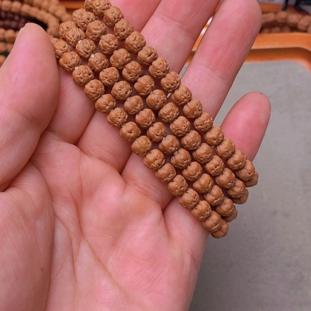 清***丶金刚菩提吊坠头挑佛手