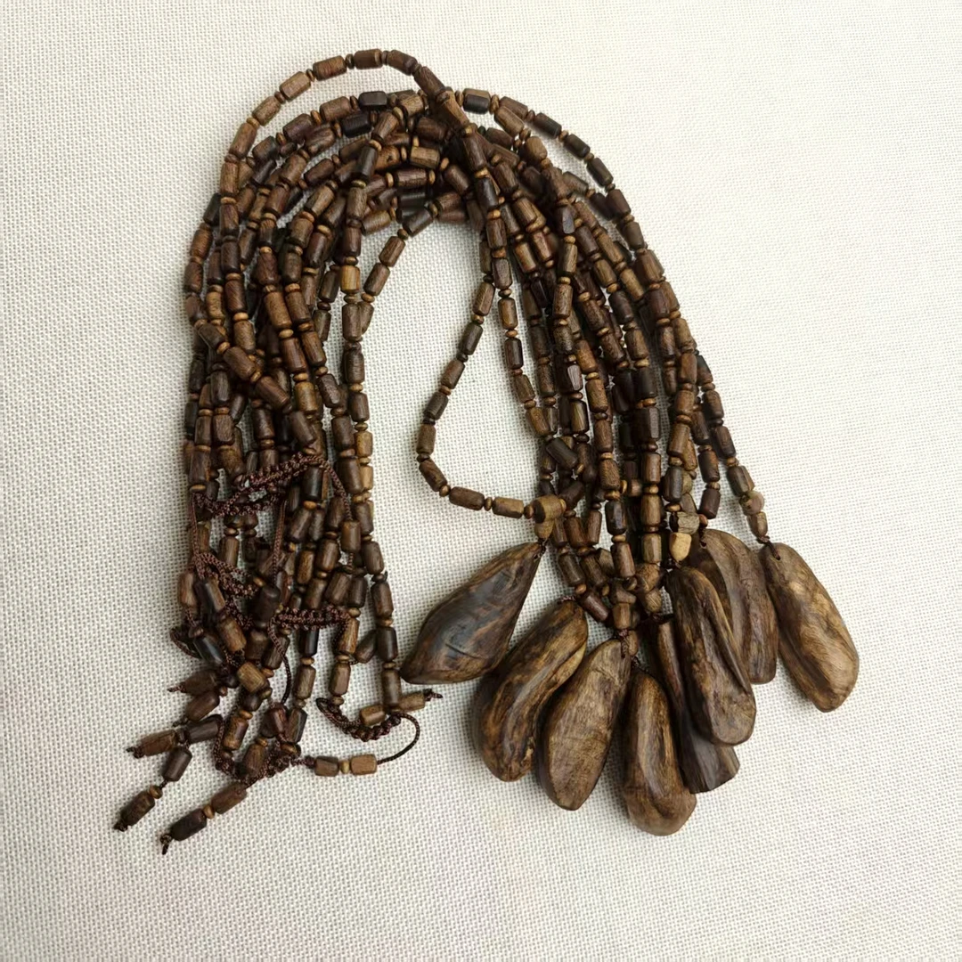 【金腾香舍】越南沉香随型吊坠 多样性发其一