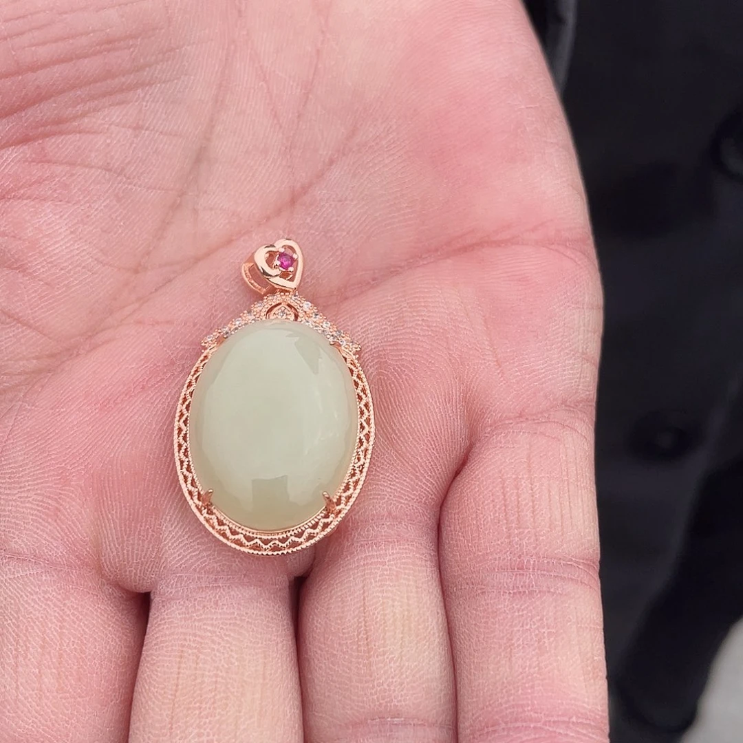 和田玉颈饰未镶嵌多样性发货，发其一