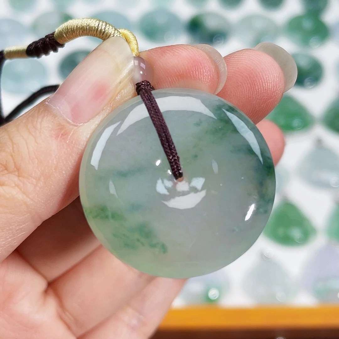颈饰未镶嵌翡翠吊坠