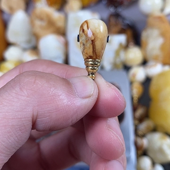 琥珀未镶嵌珠宝奇石我