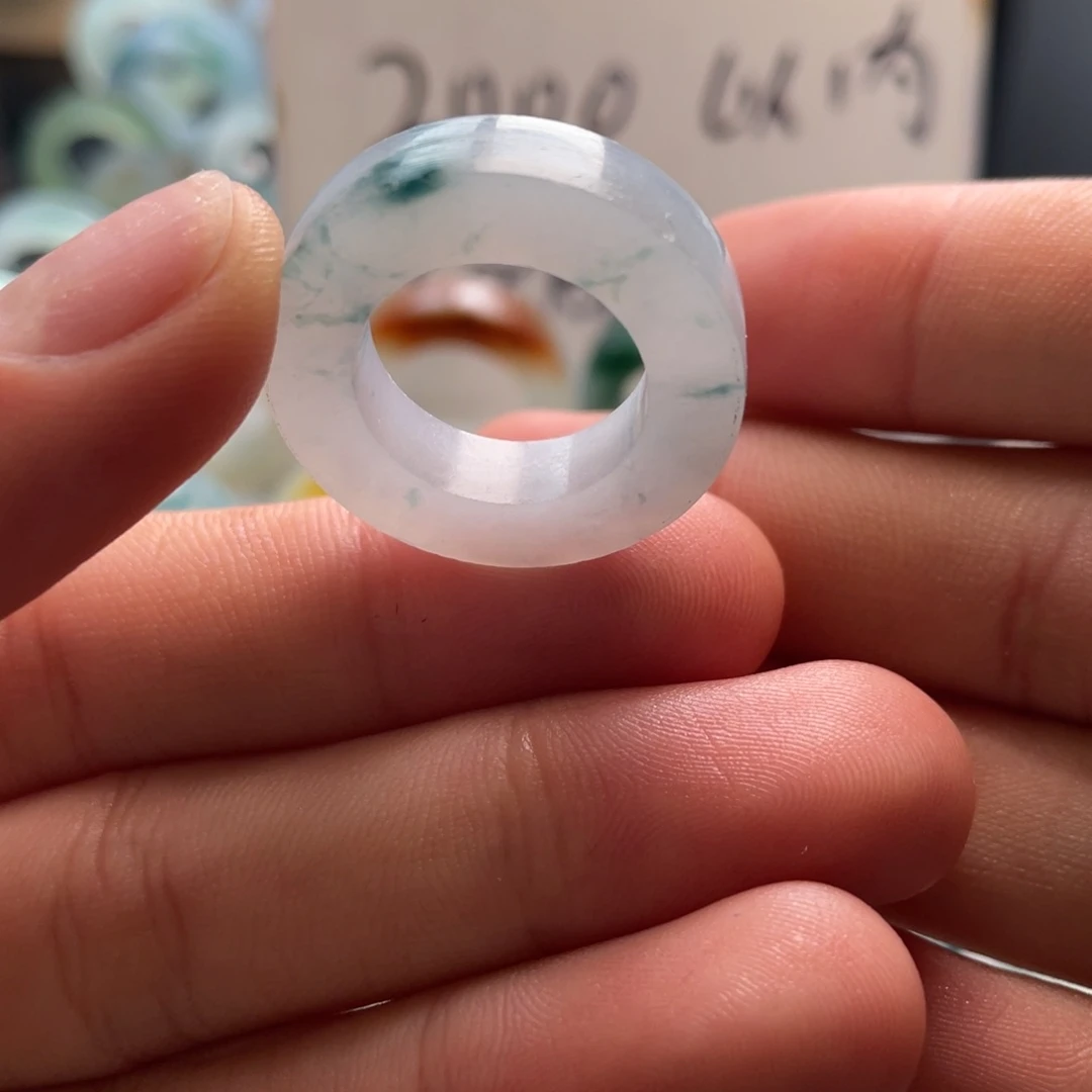 定制翡翠未镶嵌戒指