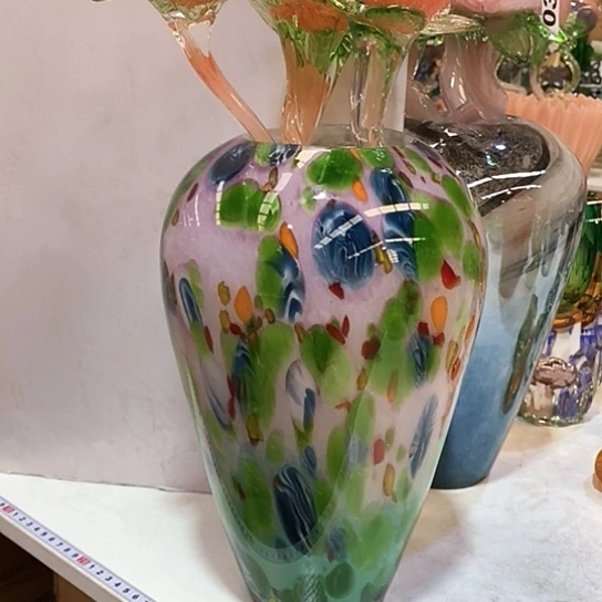 琉璃花瓶高30厘米口径9厘米