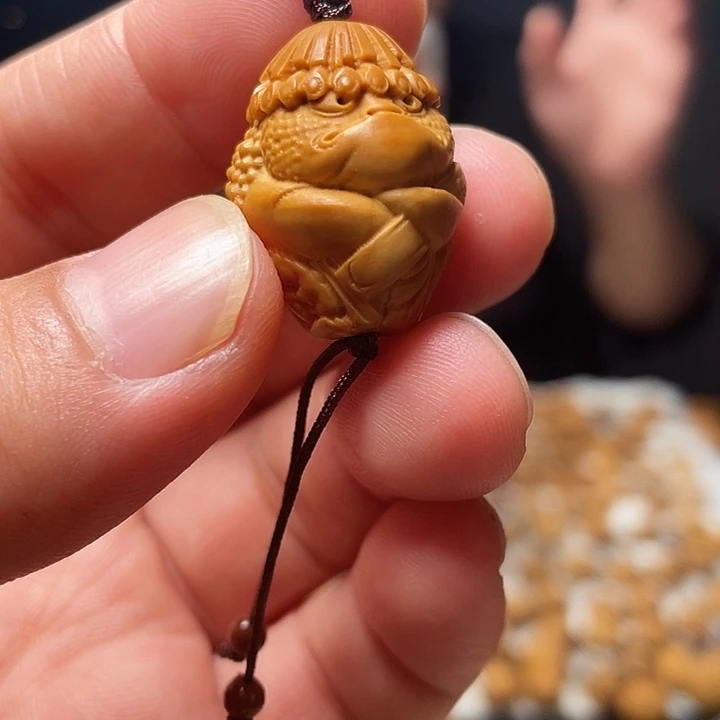吊坠橄榄核橄榄球赛