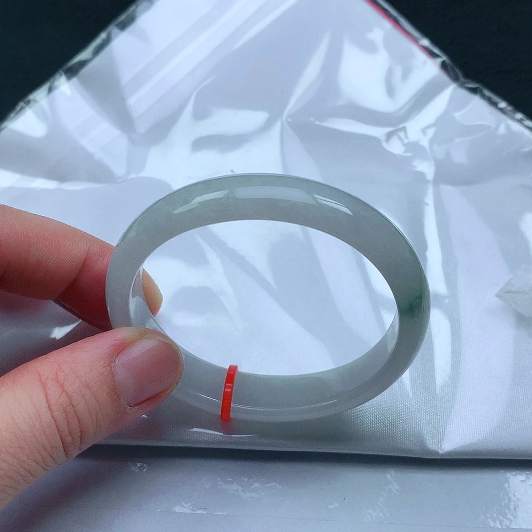 翡翠未镶嵌手镯53