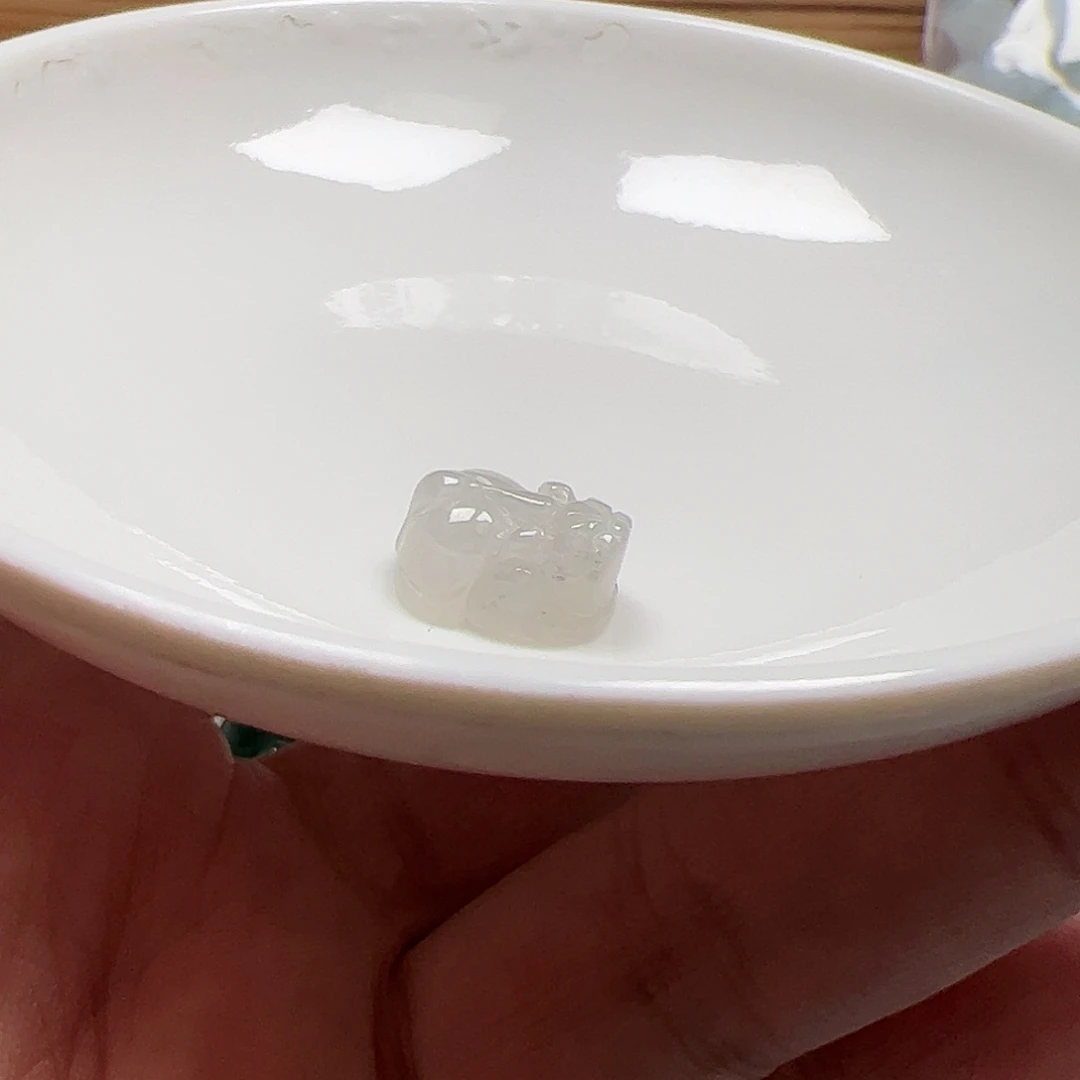 【闪购商品】未镶嵌手链翡翠否*