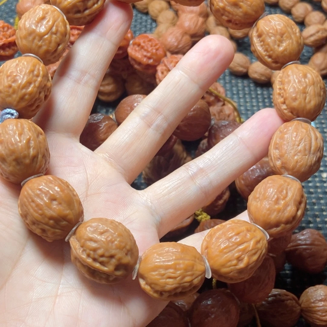 文玩核桃吊坠小枣手串