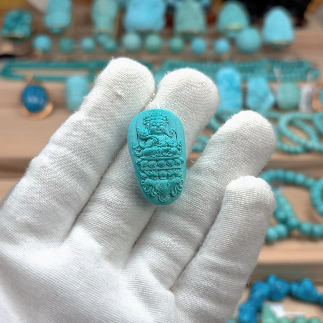 绿松石未镶嵌珠宝奇石