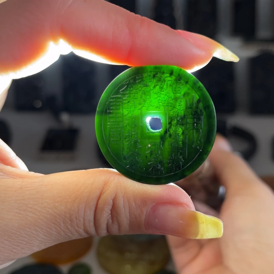 蛇纹石玉合金颈饰