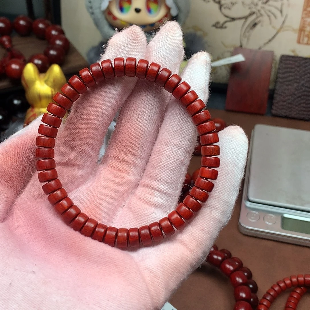 檀香紫檀（小叶紫檀）4✖️7药片珠