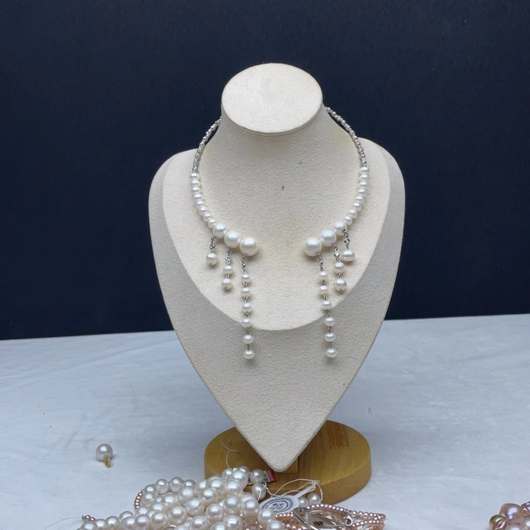 颈饰未镶嵌淡水珍珠