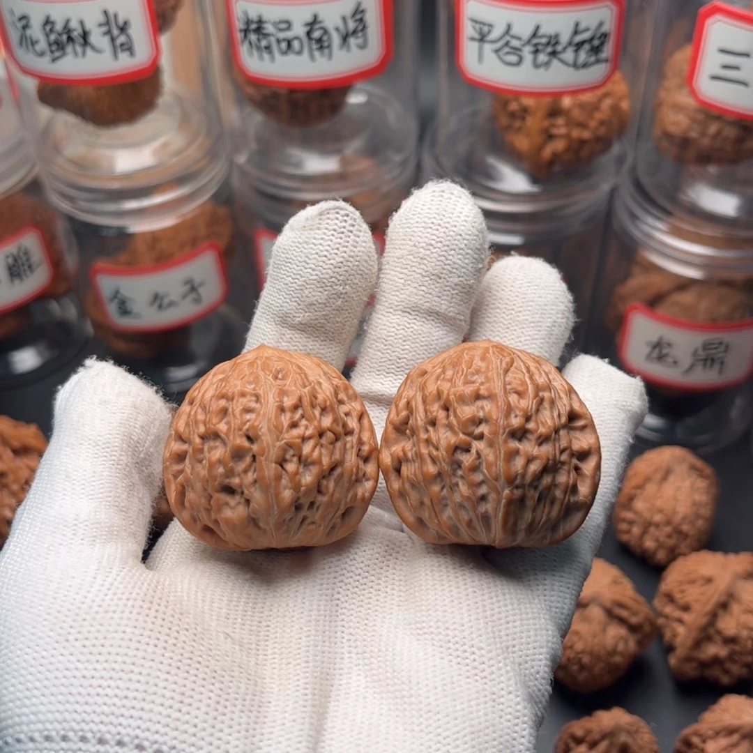 文玩核桃把件38原桩铁锤