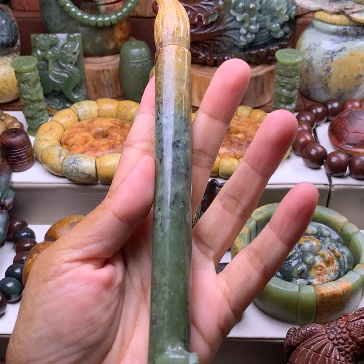 岫岩河磨玉（透闪石质玉）未镶嵌把件