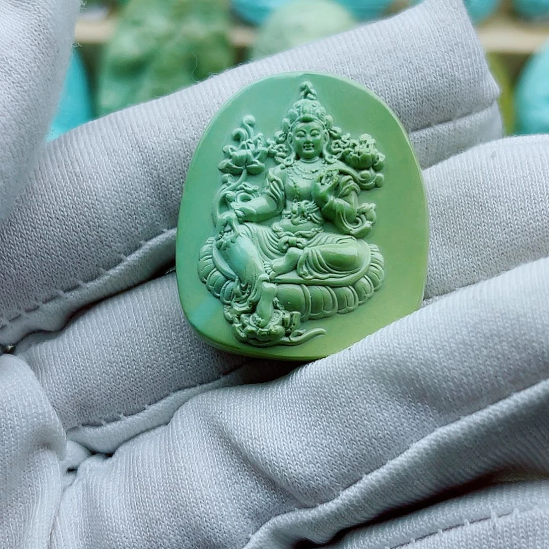 绿松石未镶嵌珠宝奇石