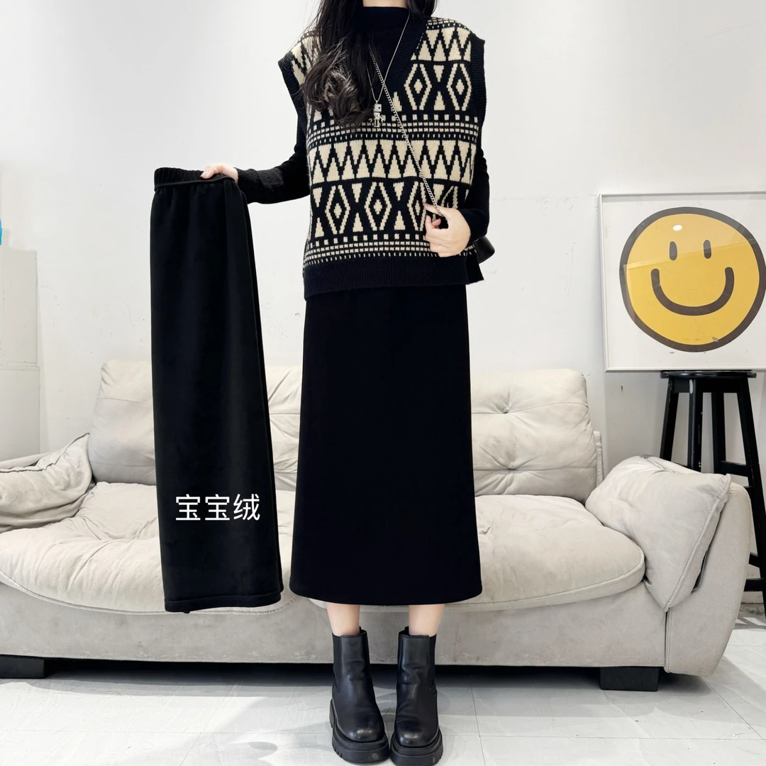 【店夫人定制】2025冬季巨显瘦 巨百搭 的加绒加厚直筒后开叉半身裙