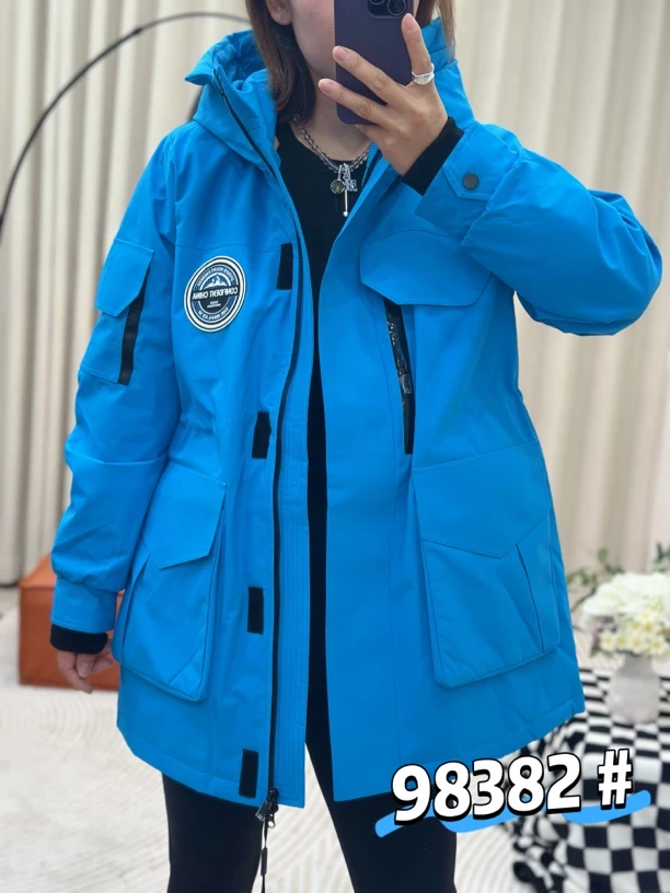 金影奇 时尚休闲一手长冲锋衣 98382