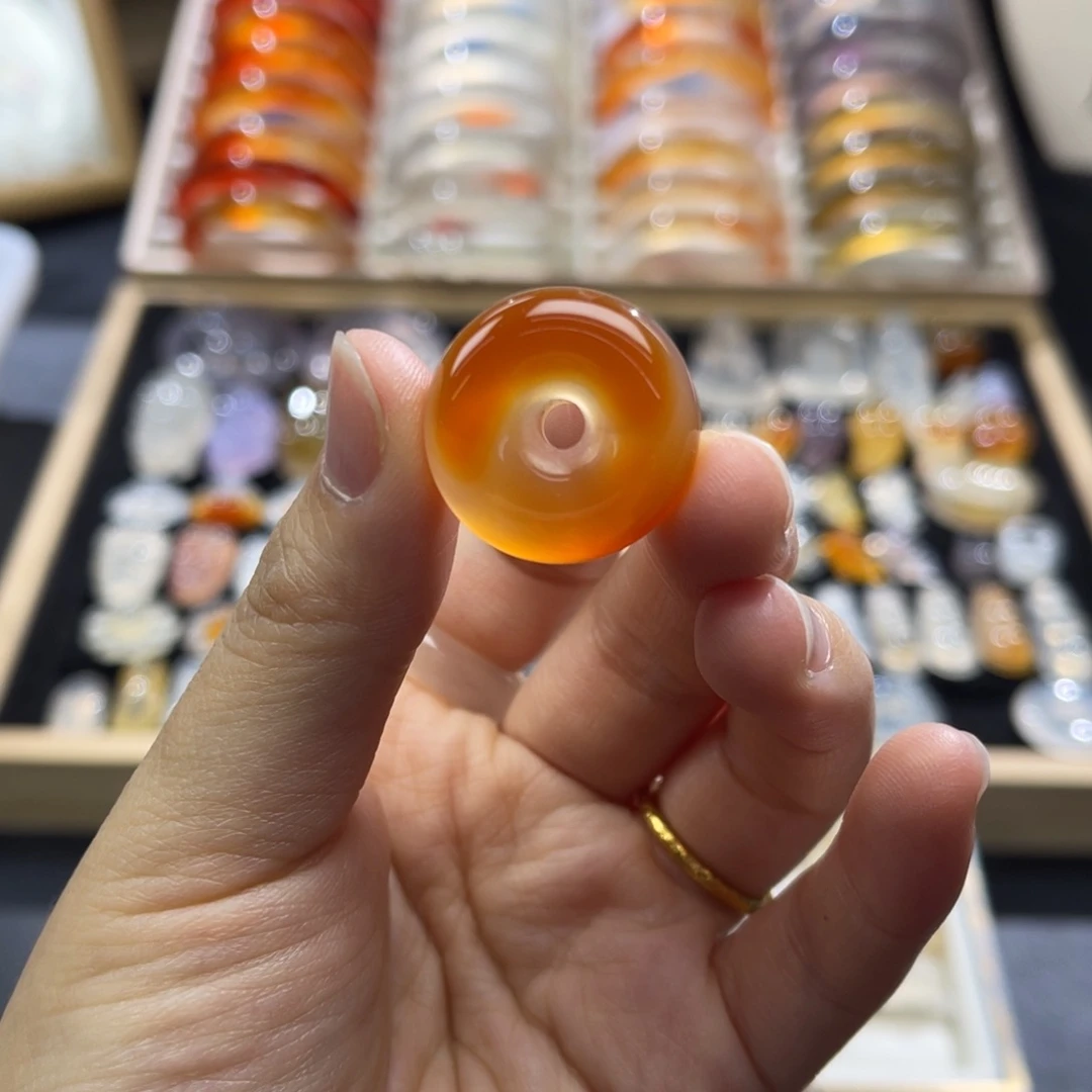 玛瑙/玉髓未镶嵌颈饰