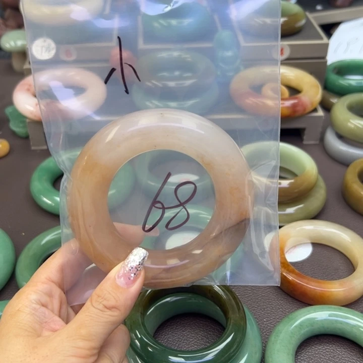 未镶嵌手镯石英岩玉小*