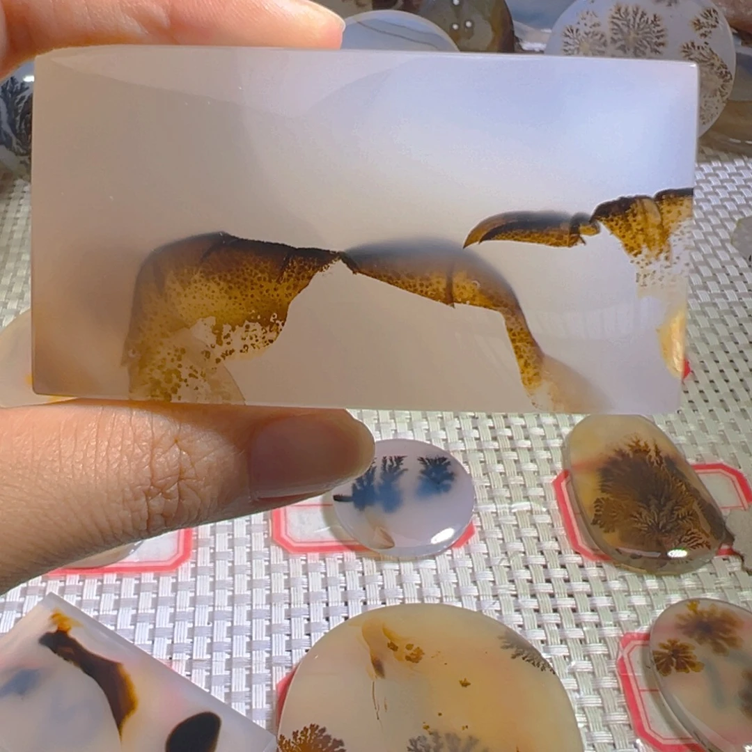 玛瑙/玉髓未镶嵌颈饰