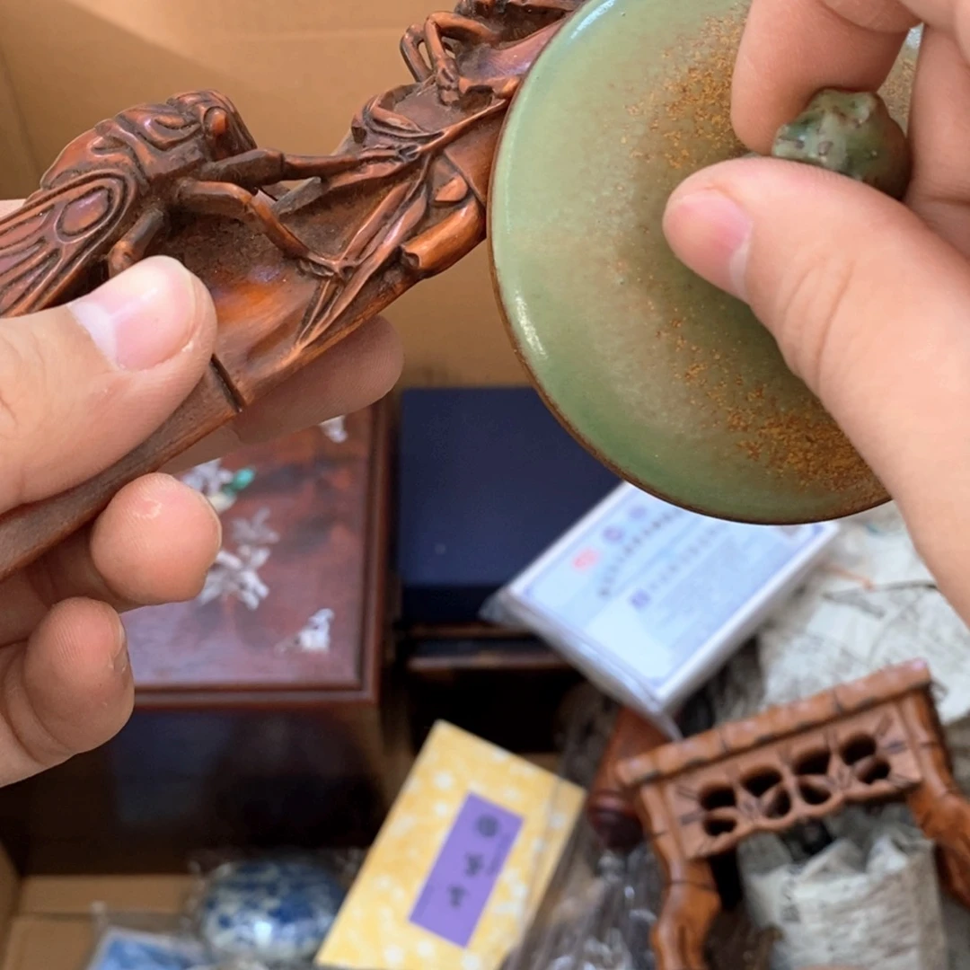 瓷片佳慧哈哈哈哈哈哈