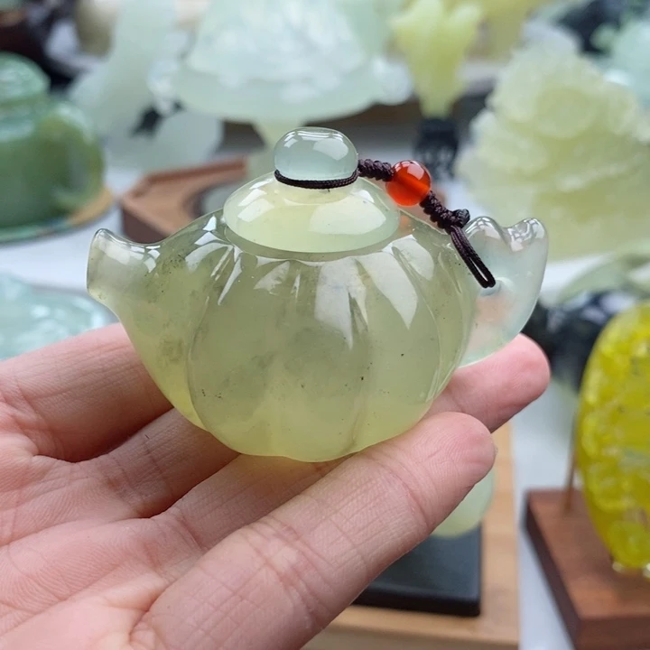 岫玉四大名玉手把壶未镶嵌