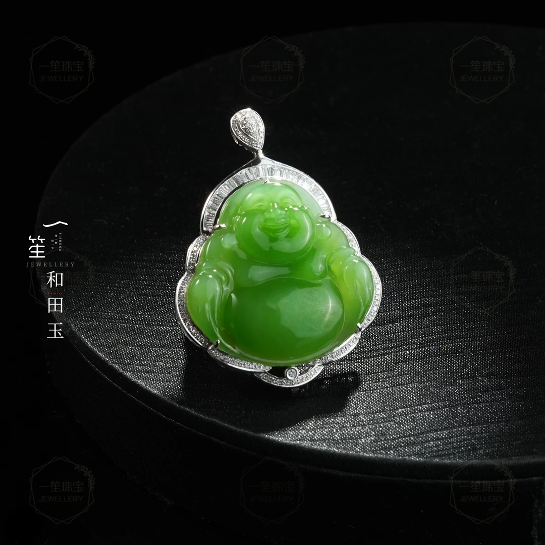 【一笙珠宝】天然和田玉收藏级苹果绿佛公吊坠18k金裸石约30x26x8mm