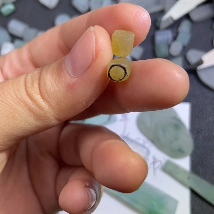 定制翡翠未镶嵌包工包料