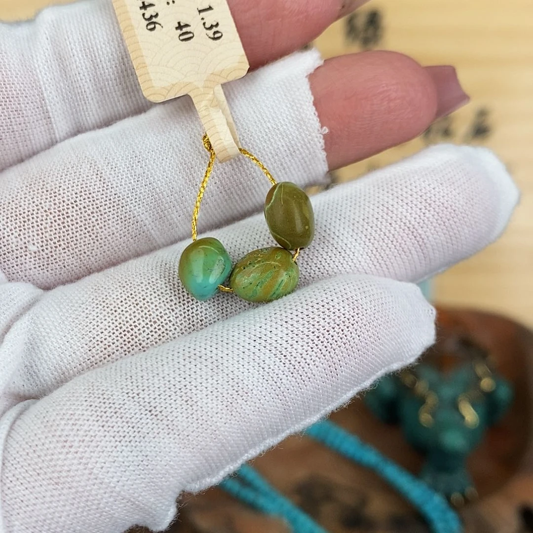 未镶嵌绿松石珠宝奇石