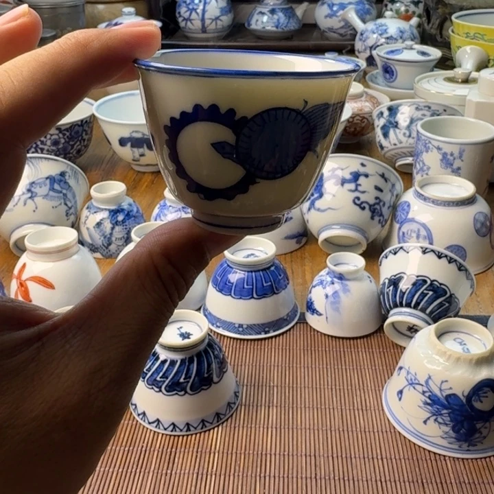 青花瓷器杯子茶具