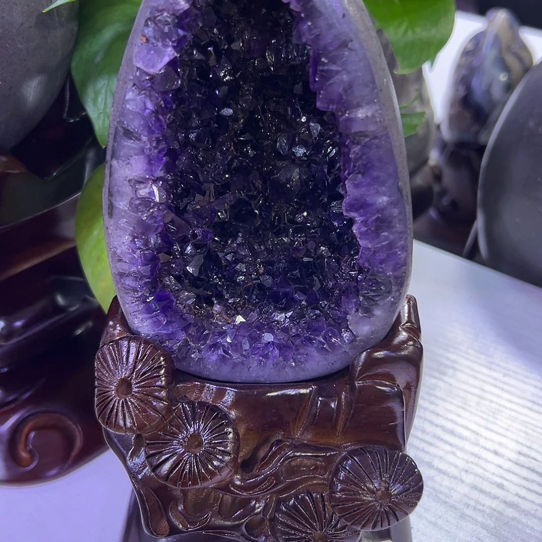紫晶未镶嵌大型摆件（非配饰）