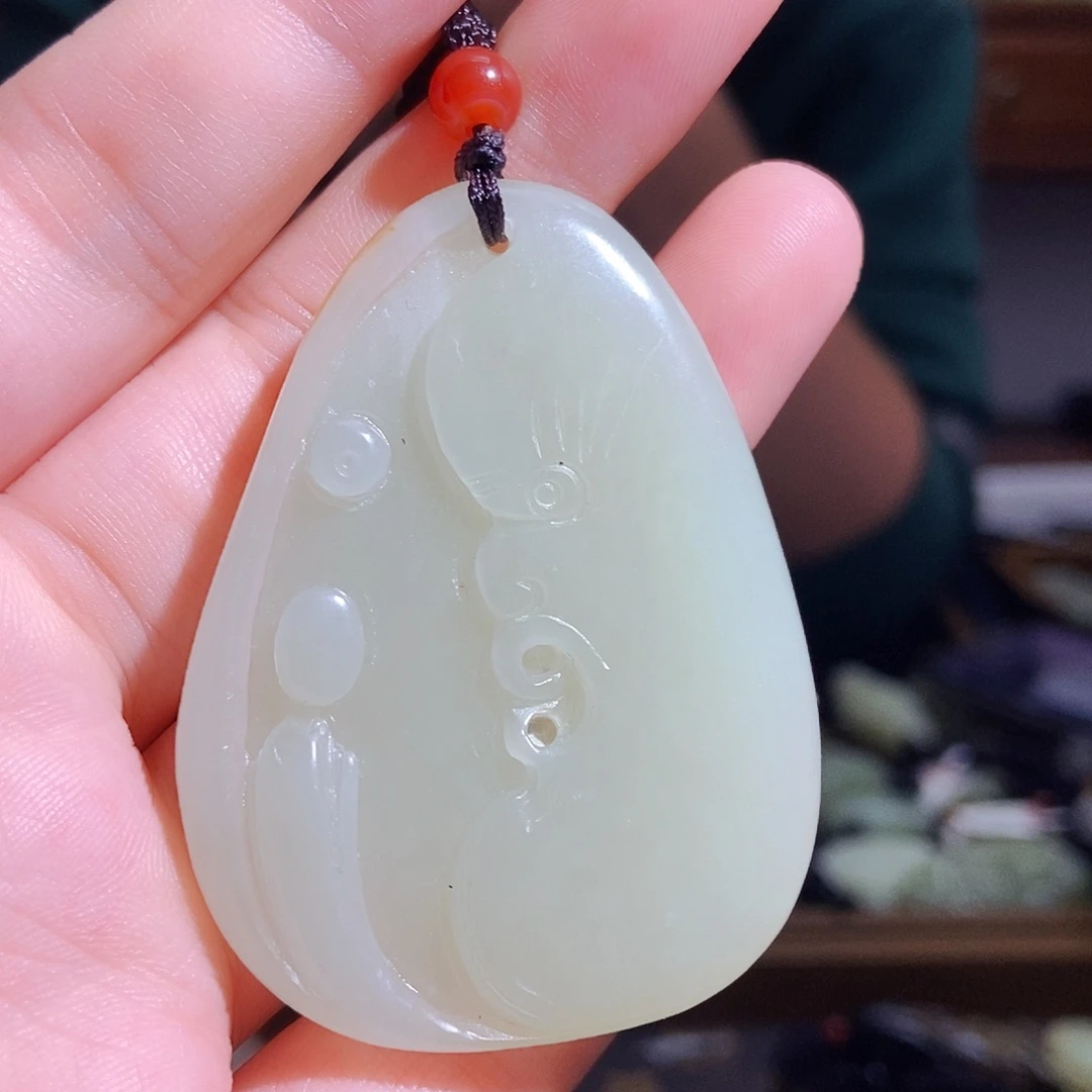 颈饰未镶嵌和田玉