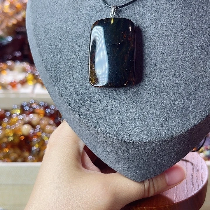 琥珀未镶嵌裸石天然缅甸琥珀