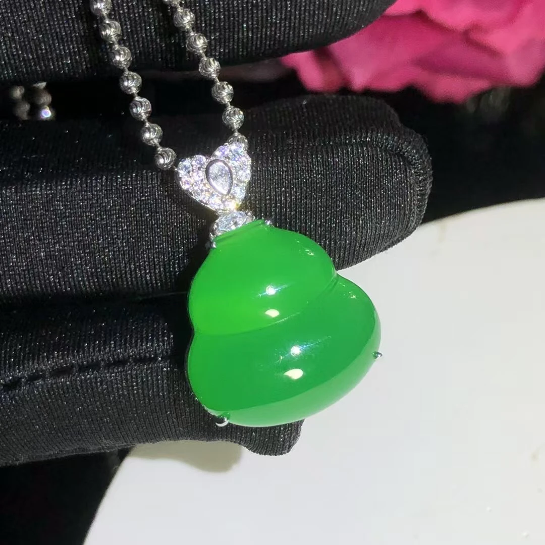 s925银饰镶嵌小众天然重工绿玉髓简约百搭胖葫芦挂件女款玉石吊坠