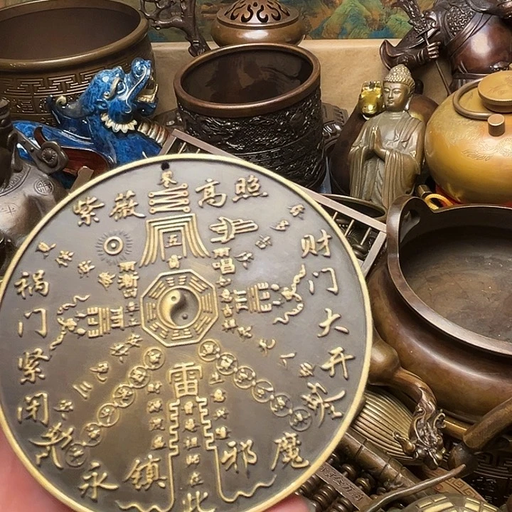 精美铜器批发档口