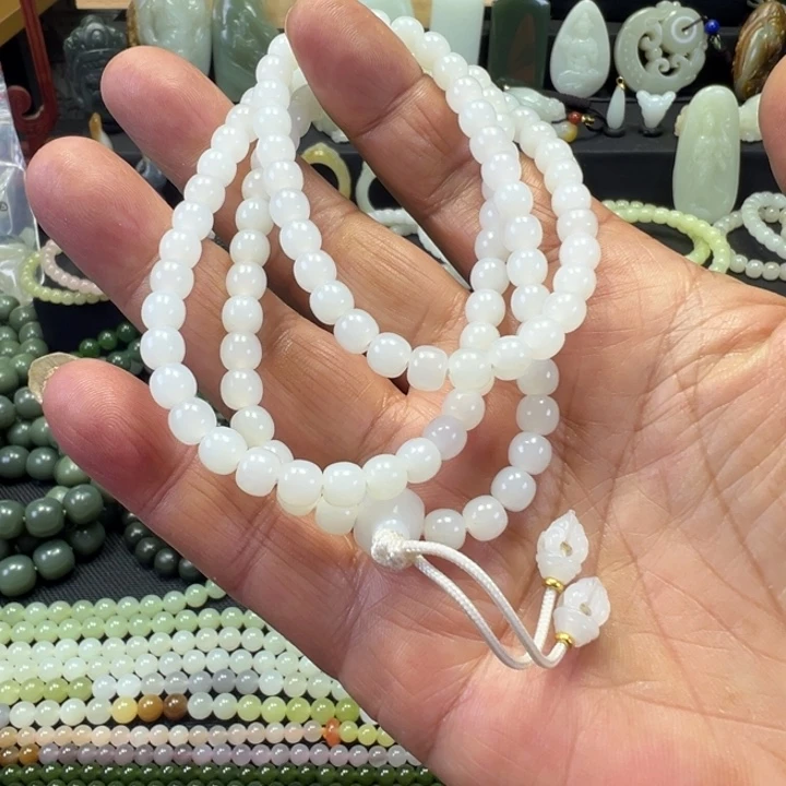 和田玉未镶嵌项链