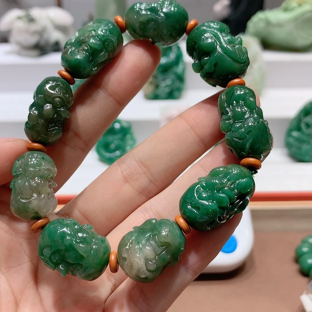 独山玉挂件未镶嵌尘*